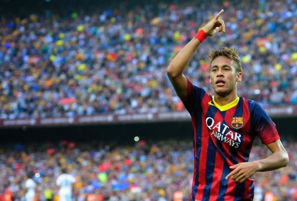 Neymar volta e ajuda Barça a vencer pelo Espanhol