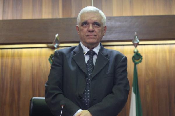 Presidente vai a Brasilia tratar sobre expansão da Universidade Federal
