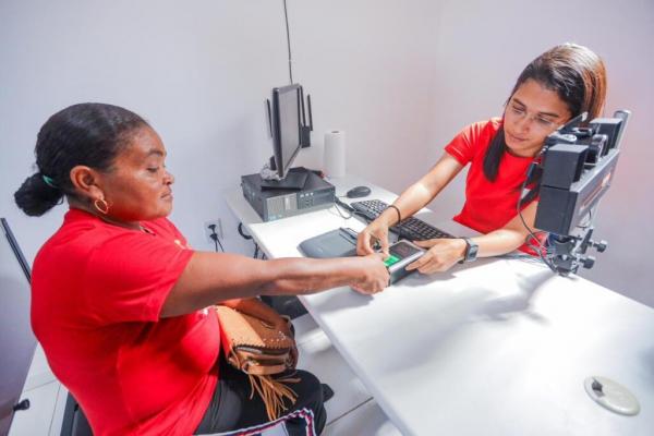 Decreto determina que servidores do Estado devem substituir antigo RG pela nova identidade nacional