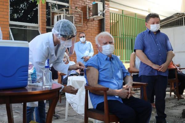Primeiros vacinados contra Covid-19 no Piauí tomam a 2ª dose: "grito de liberdade"