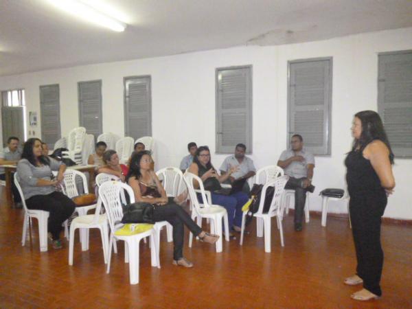 10ª GRE realiza formação para Pacto Nacional pelo Fortalecimento do Ensino Médio