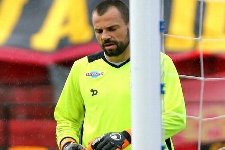 Para economizar, Fluminense dispensa oito, incluindo dois ex-seleção