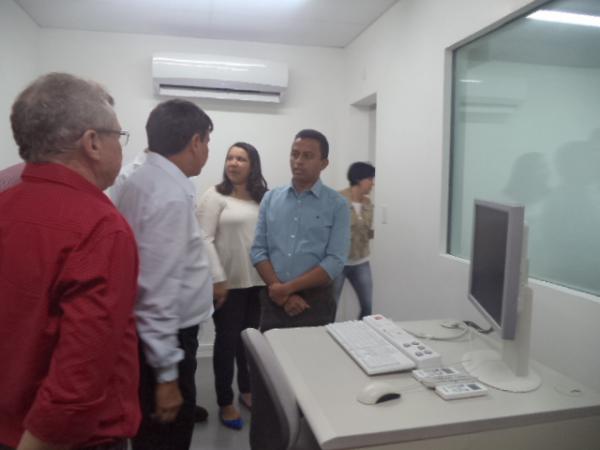 Inaugurado Centro de Diagn&oacute;stico por Imagem do hospital de Floriano.(Imagem:FlorianoNews)