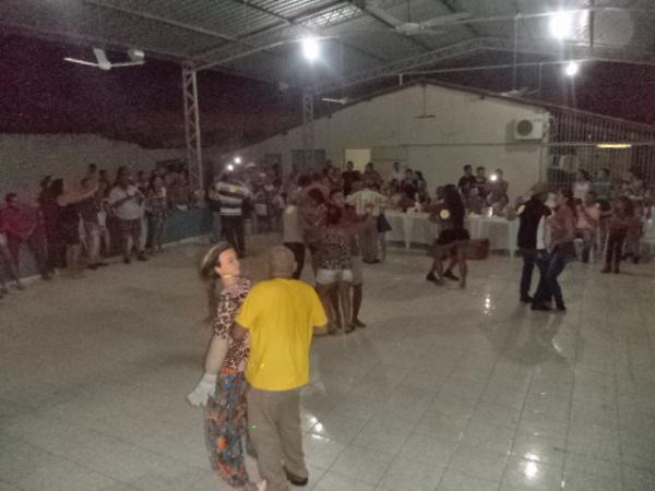 Projeto Amarelinho realizou Festival de Forró 2015 em Floriano