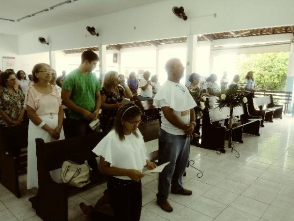 Festejo de Nossa Senhora da Concei&ccedil;&atilde;o &eacute; encerrado no bairro Irapu&aacute; I.(Imagem:FlorianoNews)