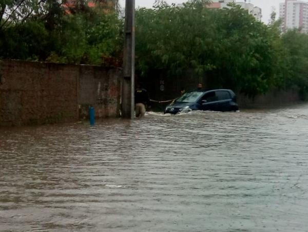 Em 24 horas, Teresina registra quase 50% da chuva prevista para fevereiro