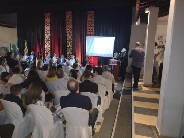 Lan&ccedil;amento do livro 