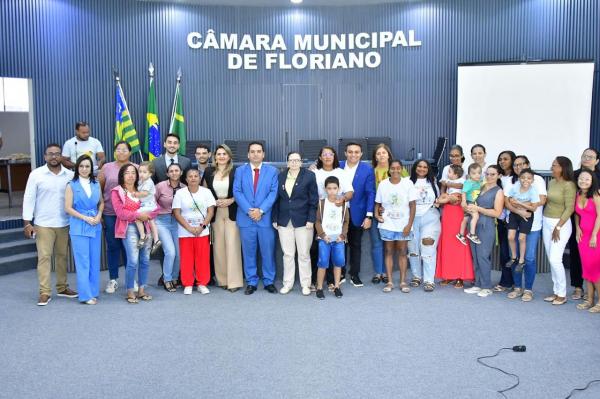 Poder Legislativo de Floriano realiza Ato de Conscientização sobre o Autismo.(Imagem:CMF)