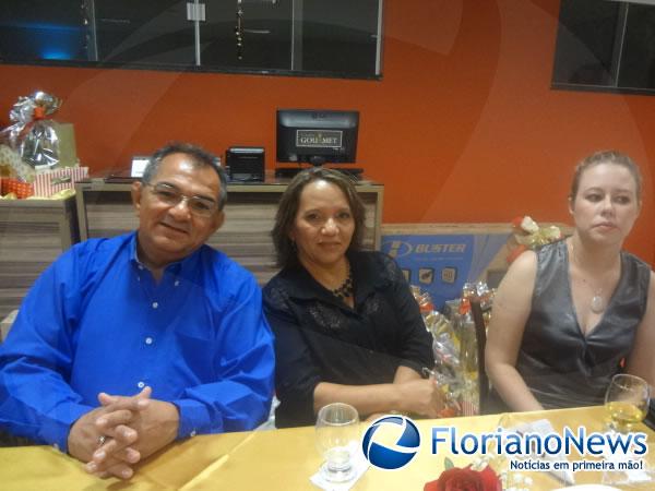 Prefeitura de Floriano realizou confraterniza&ccedil;&atilde;o com Secret&aacute;rios e Vereadores.(Imagem:FlorianoNews)