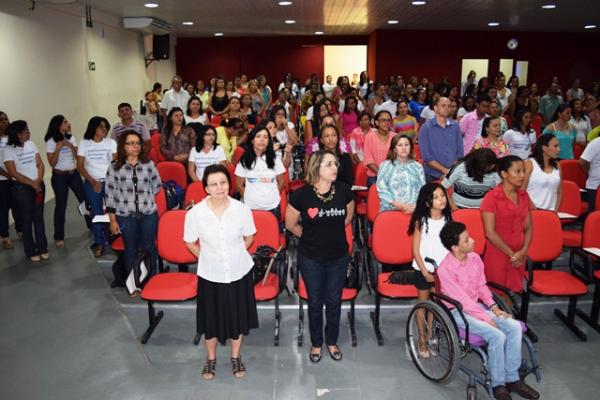 Professores de Floriano e Nazar&eacute; do Piau&iacute; participam do II Semin&aacute;rio do Pnaic.(Imagem:Waldemir Miranda)