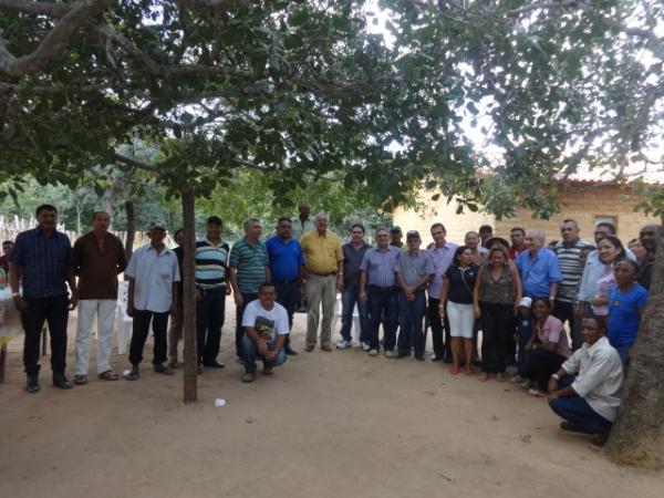 Prefeito Gilberto Júnior e Secretários participam de reunião na Vereda dos Cágados