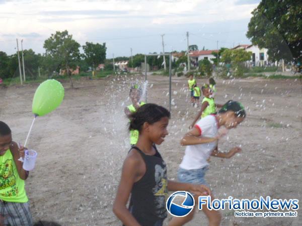 Bloco Crian&ccedil;ada garantiu divers&atilde;o para os baixinhos em Floriano.(Imagem:FlorianoNews)