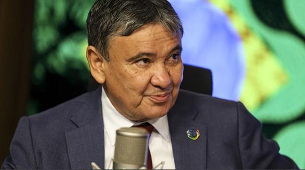 Ministro Wellington Dias volta atrás e descarta haver estudos para aumento do Bolsa Família