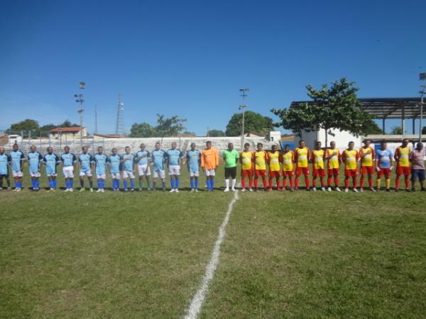 Realizada partida final do campeonato Os Quarentões em Floriano