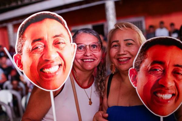 Joel e Ciro apresentam propostas em evento com multidão na zona Norte de Teresina(Imagem:Ascom)