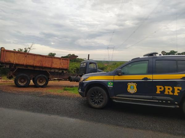 PRF recupera em Jerumenha mais um caminhão com registro de roubo no sistema, em menos de 24h