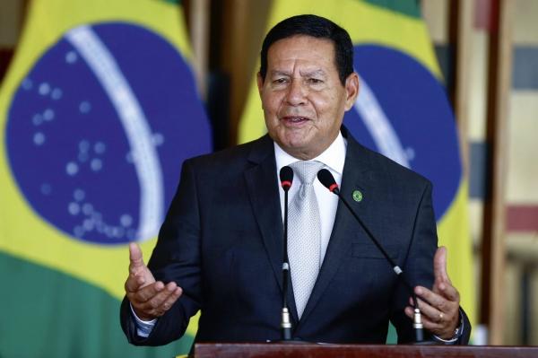 "Não adianta mais chorar", diz Mourão sobre vitória de Lula nas eleições