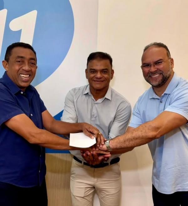 Chico Alves deixa PSD e se filia ao Progressistas com apoio de Joel Rodrigues e Joab Curvina