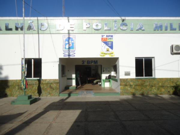 Plantão policial registra assaltos e perseguição a suspeitos