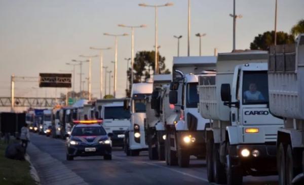 Motoristas se mobilizam para nova paralisação