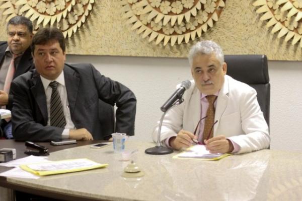 CCJ aprova vetos e gratificações para servidores agropecuários