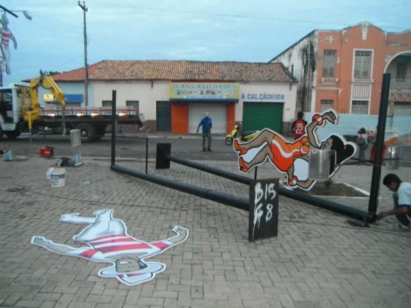 Decora&ccedil;&atilde;o do Carnaval das Luzes j&aacute; est&aacute; na Avenida Get&uacute;lio Vargas.(Imagem:FlorianoNews)