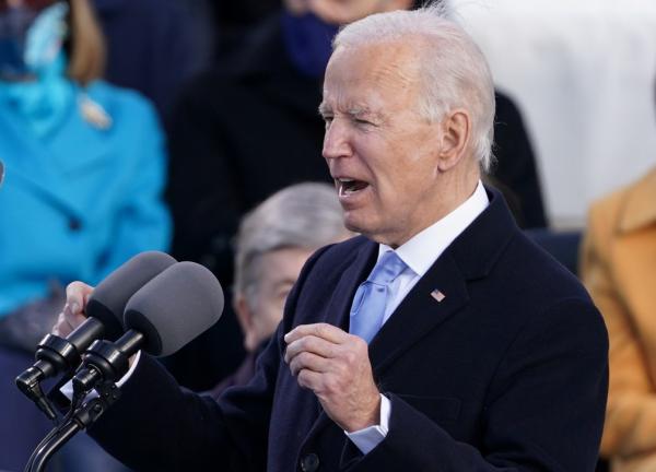 O presidente dos EUA, Joe Biden, fala durante sua posse como 46&ordm; presidente dos Estados Unidos na Frente Oeste do Capit&oacute;lio dos EUA, em Washington, nesta quarta (20).(Imagem:Kevin Lamarque/Reuters)