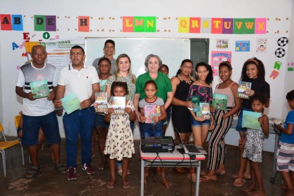 SEMAN leva informações aos moradores do bairro Alto da Guia sobre combate às queimadas