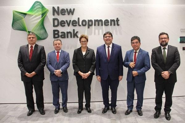 Rafael Fonteles se reúne com Dilma Rousseff na China e apresenta projeto intermodal