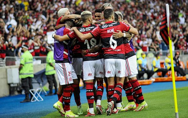 Flamengo mira todos os títulos do ano e sonha com mais R$ 169 mi em prêmios