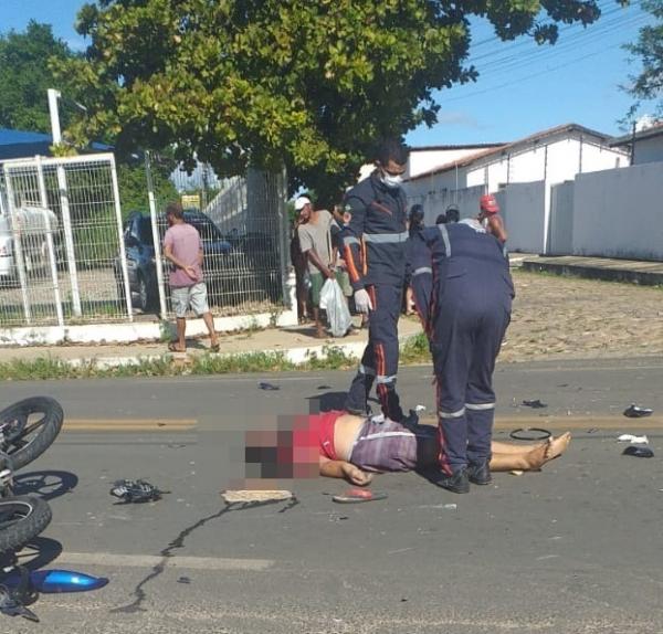 Jovem empina moto, colide contra caçamba e morre em Floriano.(Imagem:Divulgação)