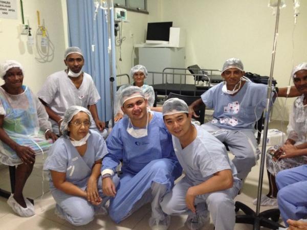 Dr. Luiz Heront realizou cirurgias no mutirão de catarata do SUS