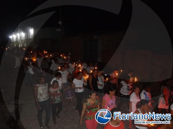Prociss&atilde;o encerrou os festejos de Nossa Senhora de F&aacute;tima em Floriano.(Imagem:FlorianoNews)