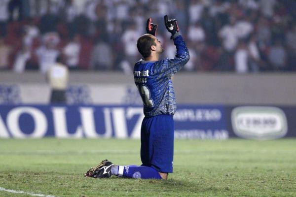 De reserva a santo: veja como foi o processo de canonização do ídolo Marcos no Palmeiras de 1999