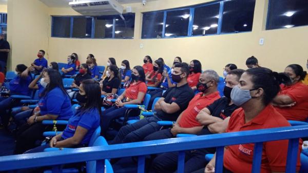 Vota&ccedil;&atilde;o do Projeto de Lei do funcionamento do com&eacute;rcio ser&aacute; nesta ter&ccedil;a (13)(Imagem:FlorianoNews)