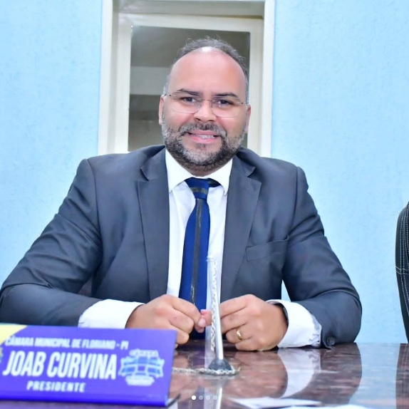 Vereador Joab Curvina destaca início de obras em escolas municipais durante sessão ordinária