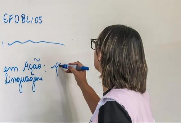 Prefeitura de Nazária, no PI, lança concurso para professores; veja como se inscrever