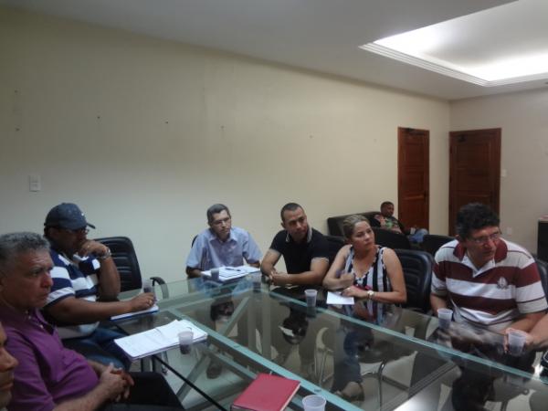 Reuni&atilde;o da COC define estrat&eacute;gias para o Carnaval Campe&atilde;o 2014.(Imagem:FlorianoNews)