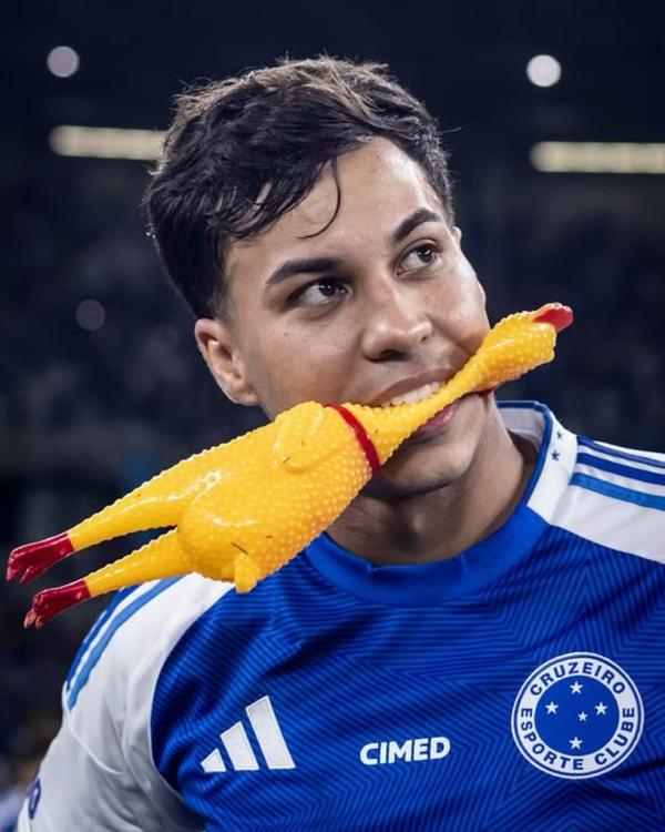 Análise: Cruzeiro é soberano em clássico e mostra que é candidato ao futebol mais eficiente do país