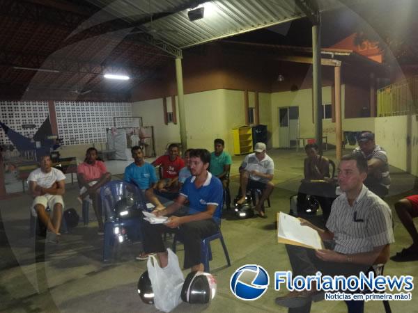 SESC Floriano realizar&aacute; Torneio de Futebol em comemora&ccedil;&atilde;o ao Dia do Trabalhador.(Imagem:FlorianoNews)