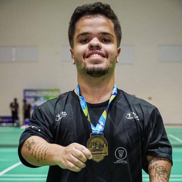 Atleta piauiense sobe ao pódio na etapa nacional de parabadminton em São Paulo