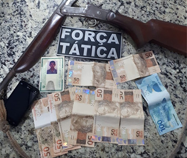 Homem é preso em ônibus intermunicipal com dinheiro falso