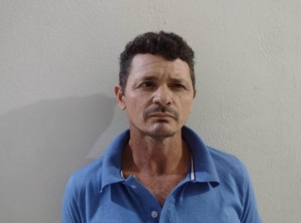 Suspeito de feminicídio se entrega à polícia