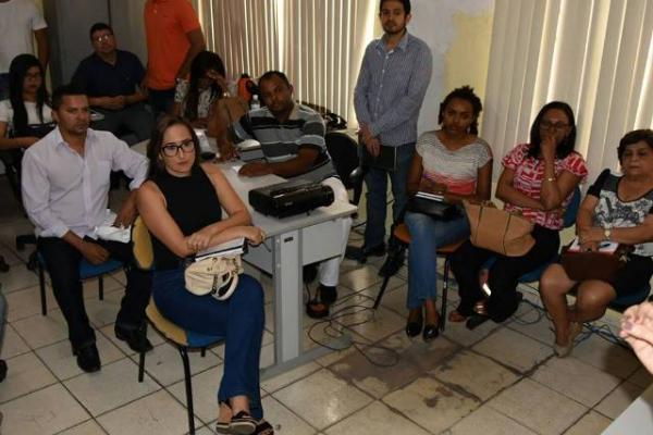 Servidores do munic&iacute;pio participam de capacita&ccedil;&atilde;o em Floriano.(Imagem:SECOM)