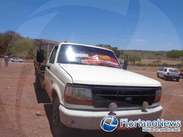 Carro autorizado pela Justi&ccedil;a Eleitoral para transporte de eleitores.(Imagem:FlorianoNews)