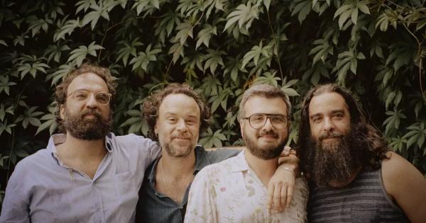 Obra do grupo Los Hermanos gera musical de teatro que estreia no Rio e chega a São Paulo em maio