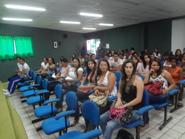 UESPI realiza XIII Semana de Enfermagem em Floriano. (Imagem:FlorianoNews )