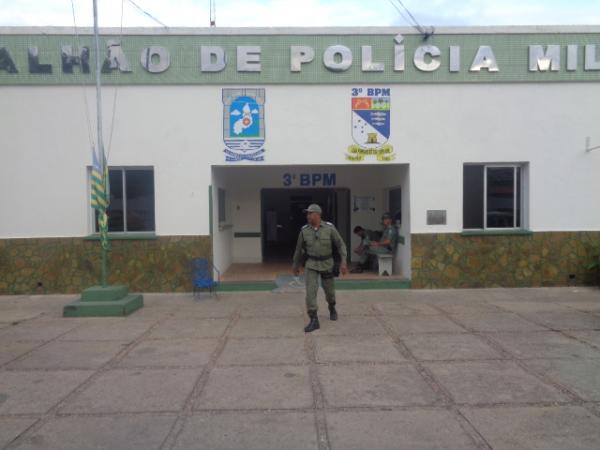 Residência é vítima de arrombamento em Floriano