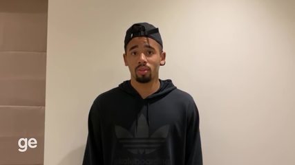 Gabriel Jesus e Willian levantam voz contra racismo