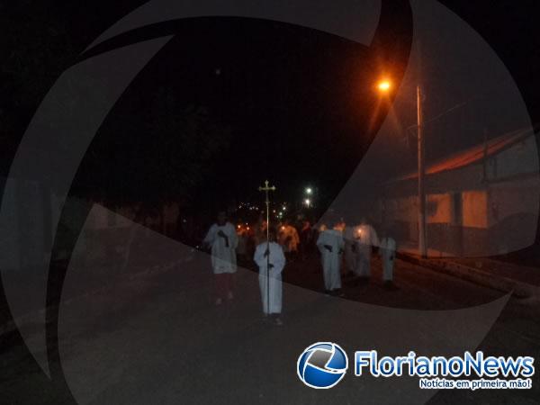 Corpus Christi &eacute; celebrado com missa e prociss&atilde;o em Bar&atilde;o de Graja&uacute;.(Imagem:FlorianoNews)